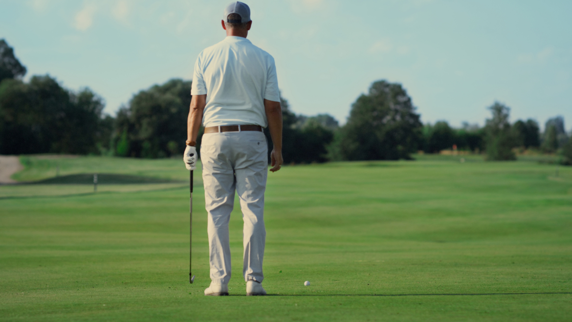 Elite Golfers Do This Before Every Shot